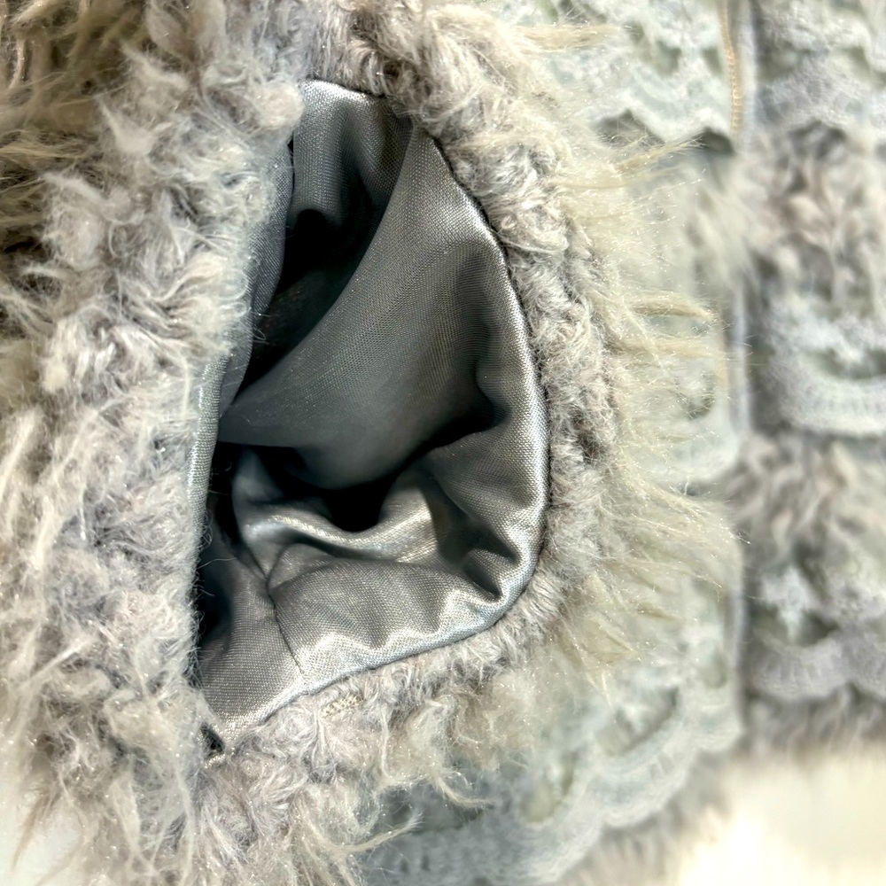 Areve Gray Faux Fur & Lace Zippered Jacket Size Large - Picture 6 of 8